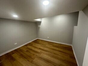 867 E Pershing Rd in Chicago, IL - Building Photo - Building Photo