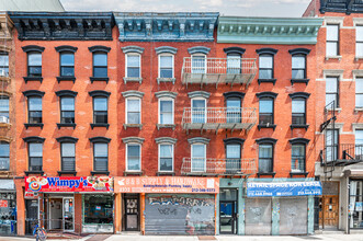 2332 2nd Ave in New York, NY - Building Photo - Building Photo