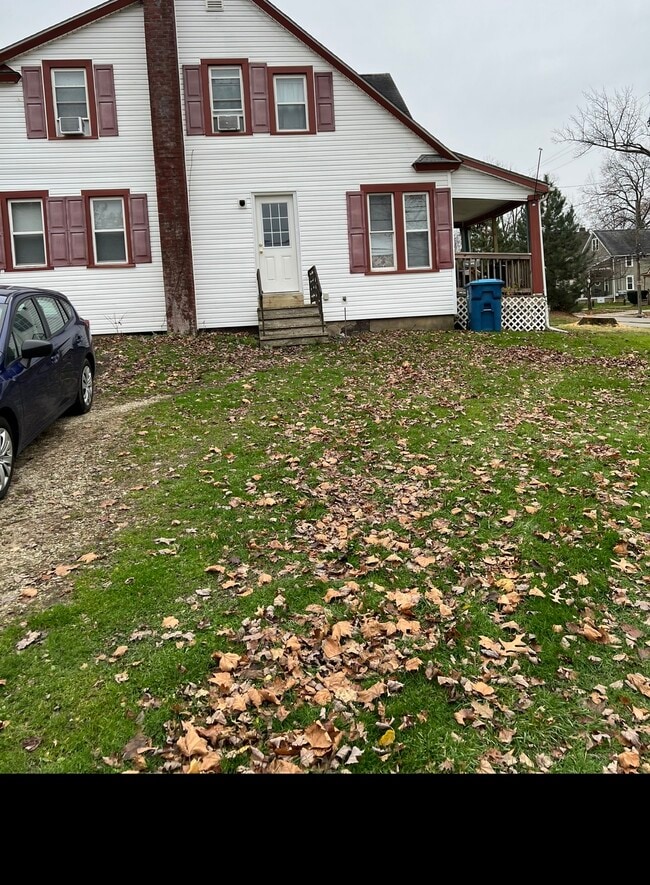 309 S Willow St in Kent, OH - Building Photo - Building Photo