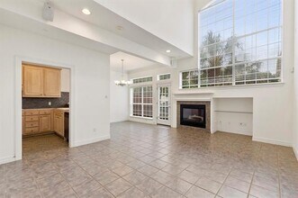 4106 Oberlin Way in Addison, TX - Building Photo - Building Photo