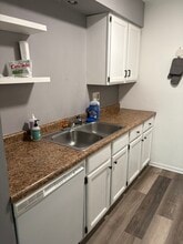 6710 Park Ridge Dr, Unit B in Madison, WI - Foto de edificio - Building Photo