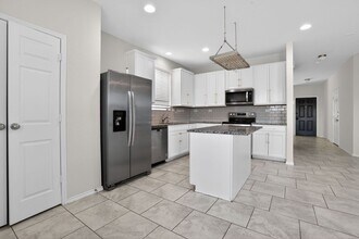 324 Autumn Rouge in Canyon Lake, TX - Building Photo - Building Photo