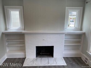 202 N Washington Ave in Royal Oak, MI - Building Photo - Building Photo