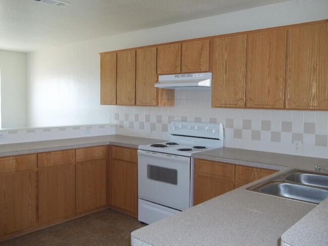 334 S 40th St, Unit D in Killeen, TX - Foto de edificio - Building Photo