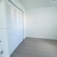 6618 NW 188th Ln in Hialeah, FL - Building Photo - Building Photo