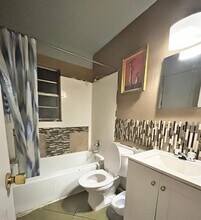 1112 S Bay Ave in Sanford, FL - Building Photo - Building Photo