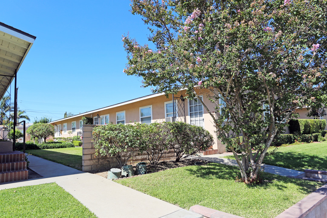 Civic Center Apartments in Brea, CA - Building Photo