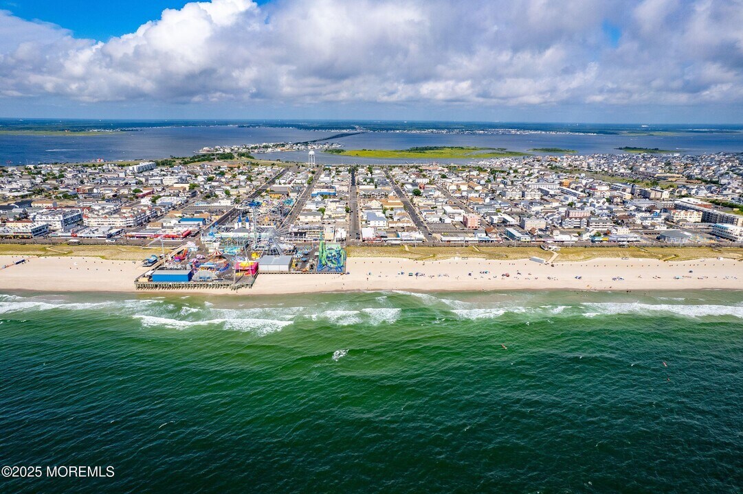 1418 Boulevard in Seaside Heights, NJ - Building Photo