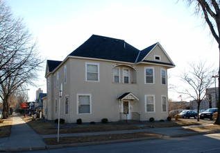 958 24th Ave NE in Minneapolis, MN - Building Photo - Building Photo