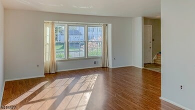 247 Fairfield Ln in Hillsborough Township, NJ - Building Photo - Building Photo