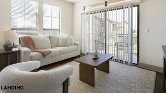 21201 Emerald Mist Pkwy, Unit 1527 in Spring, TX - Building Photo