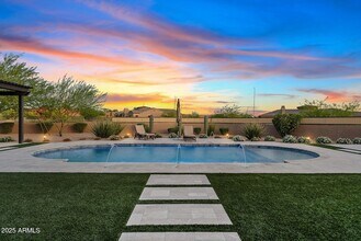 35669 N 85th St in Scottsdale, AZ - Foto de edificio - Building Photo