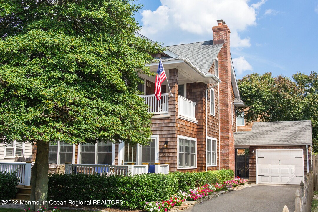 413 Main Ave in Bay Head, NJ - Building Photo