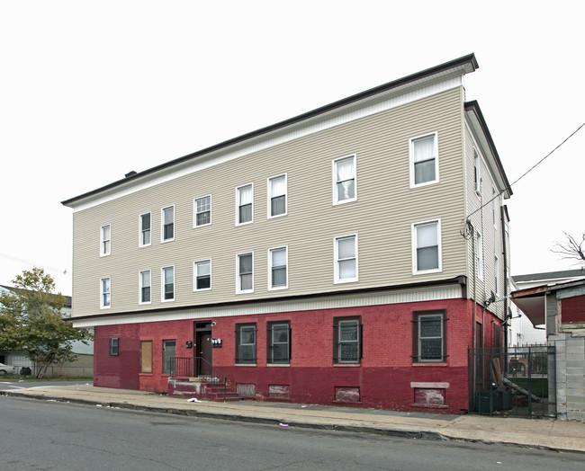 462 Livingston St in Elizabeth, NJ - Building Photo - Building Photo