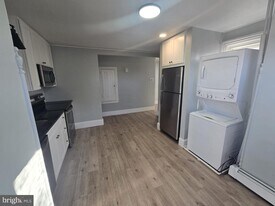 314 Walnut St in Royersford, PA - Building Photo