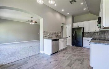 254 Avondale Ln in Bossier City, LA - Building Photo - Building Photo