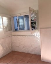 3226 Montrose Ave, Unit B in Glendale, CA - Foto de edificio - Building Photo