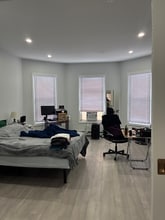 49 Dukes St, Unit 2nd floor in Kearny, NJ - Foto de edificio - Building Photo