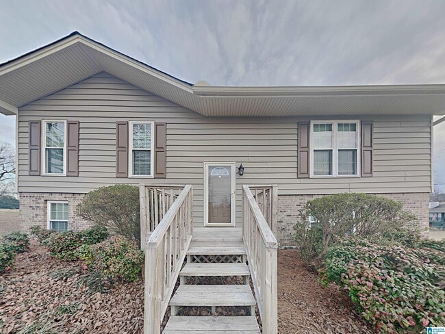 105 Spring Glade Cir