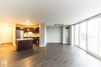 530 N State St-Unit -4917 in Chicago, IL - Building Photo - Building Photo