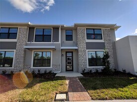 2611 Amati Dr in Kissimmee, FL - Building Photo