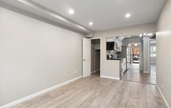 25-53-53 College Point Blvd in New York, NY - Building Photo - Building Photo