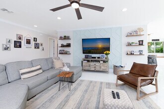314 NE Surfside Ave in Port St. Lucie, FL - Building Photo - Building Photo