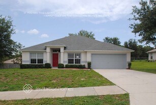 1137 Heather Glen Dr in Minneola, FL - Building Photo