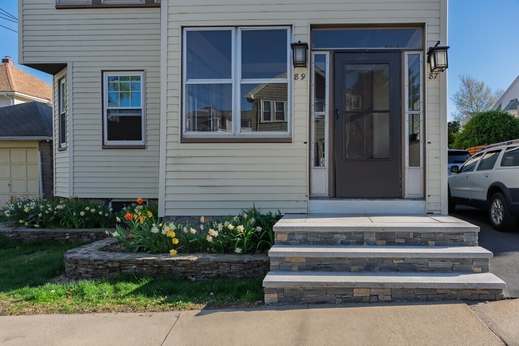 87 Harnden Ave in Watertown, MA - Building Photo