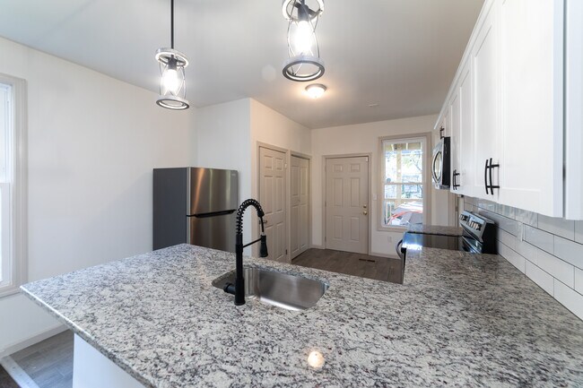 84 Sheffield Ave in New Haven, CT - Building Photo - Building Photo