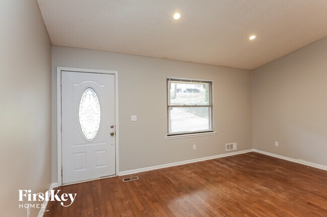 432 Shady Ln Cir in Canton, GA - Foto de edificio - Building Photo