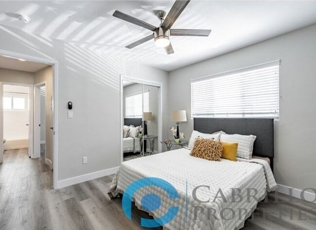 property at 4663 Oregon St