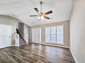 3335 Waggoner Ln in Rex, GA - Building Photo - Building Photo