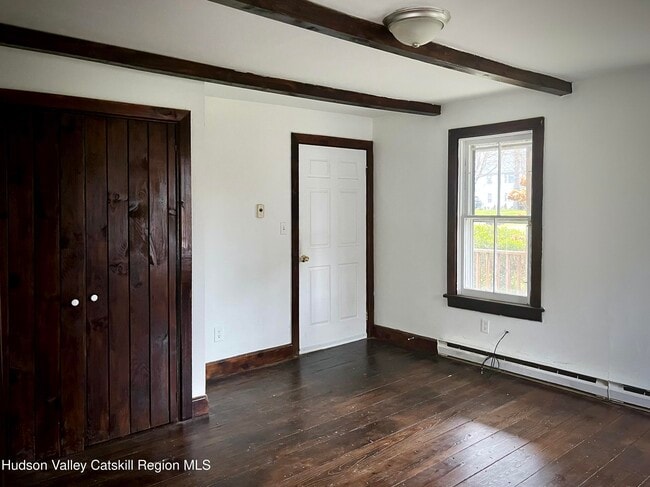 189 Maple Ave in Germantown, NY - Building Photo - Building Photo