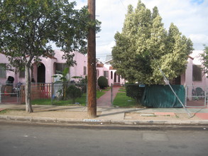 2313 S Catalina St in Los Angeles, CA - Foto de edificio - Other