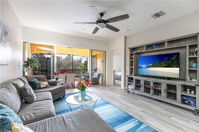 8641 Piazza Del Lago Cir