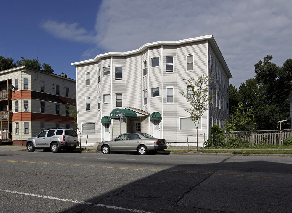 472 Park Ave in Worcester, MA - Foto de edificio