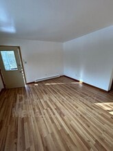 110 Gannet Dr in Henryville, PA - Foto de edificio - Building Photo