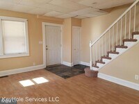 1 N Ellamont St photo'