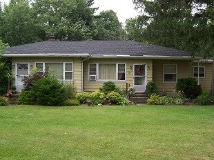 797 McCauley Rd in Stow, OH - Building Photo