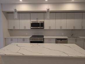 812 Star Private in Ottawa, ON - Building Photo - Building Photo