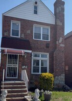 119-53 177th Pl in Queens, NY - Building Photo