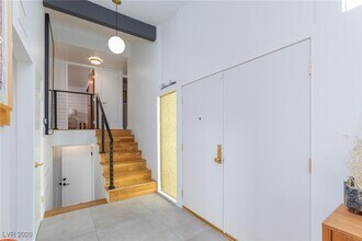 1607 Pawnee Dr in Las Vegas, NV - Building Photo - Building Photo