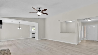 232 Vista Grande Cir in Charlotte, NC - Building Photo - Building Photo