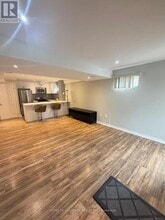 74 Herefordshire Cres in Newmarket, ON - Building Photo - Building Photo