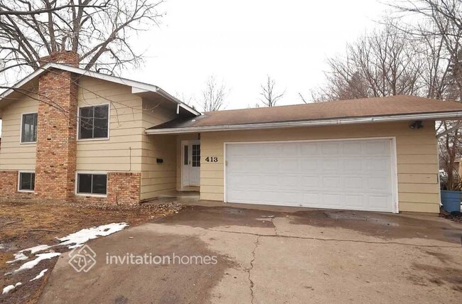 property at 413 Rush Ave NW