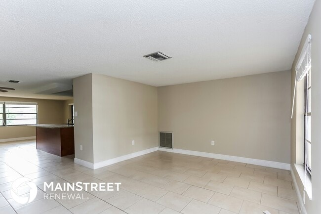 9421 Ledgestone Ln in Port Richey, FL - Building Photo - Building Photo