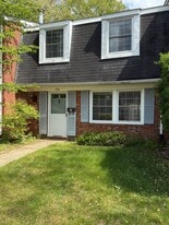 1732 Farmington Ct in Crofton, MD - Building Photo