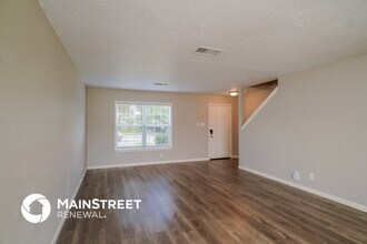 4439 Misty Springs Dr in San Antonio, TX - Foto de edificio - Building Photo