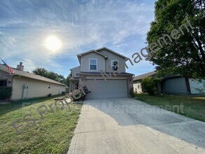 6316 Long River Ln in Indianapolis, IN - Building Photo - Building Photo